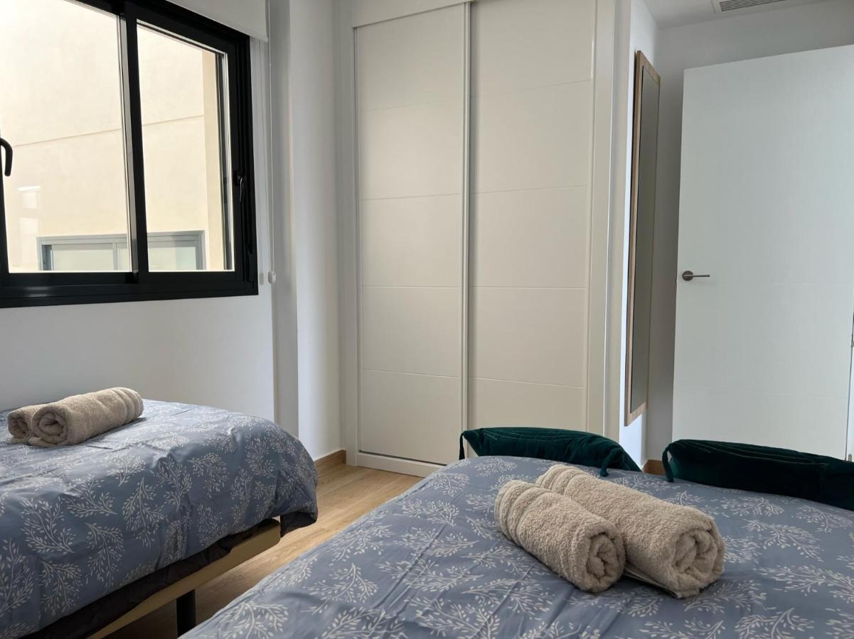 Luxurious Flat & Private Rooftop In Villamartin Orihuela Costa Dehesa de Campoamor  Eksteriør bilde